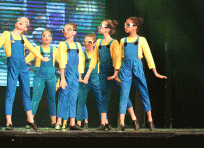 21. Happy Minions 01.jpg